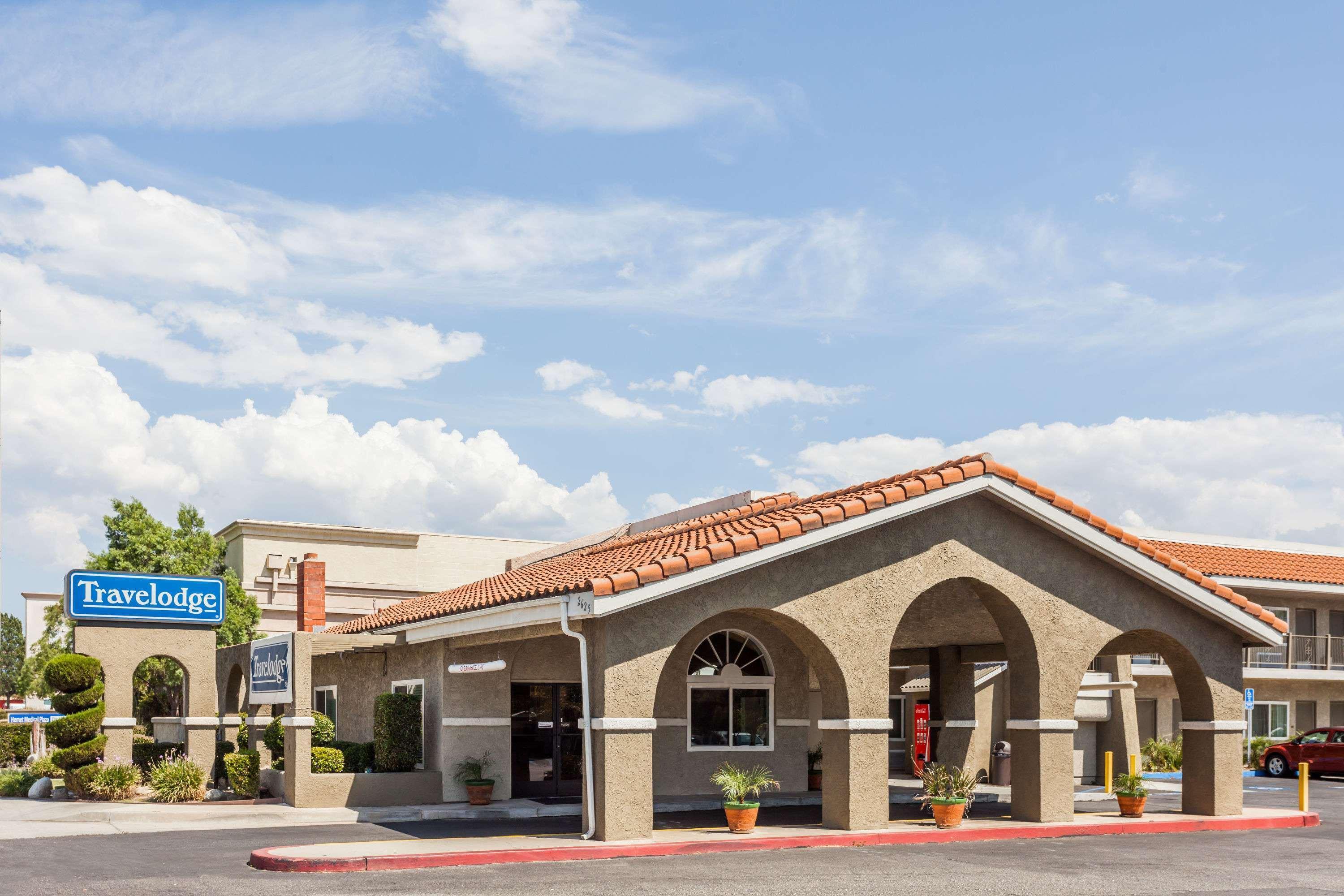 Travelodge by Wyndham Hemet CA Eksteriør billede